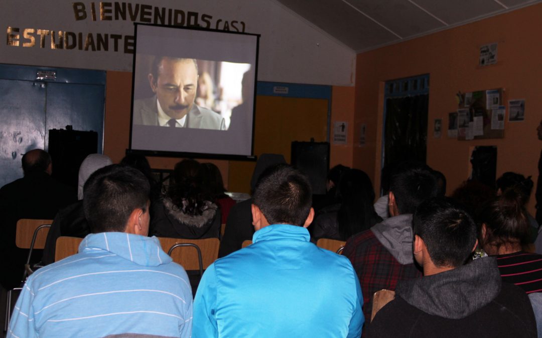 CNTV exhibe el primer capítulo de la serie «Príncipes de barrio» en centro de detención de menores en Valdivia